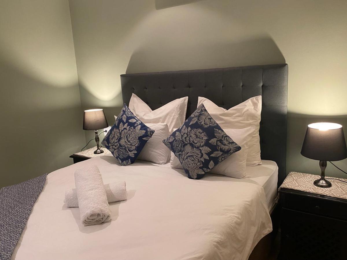 Imany Guest house Cape Town